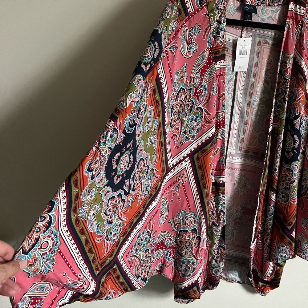 Daytrip Colorful Paisley Floral Batwing Dolman Sleeve Kimono Cardigan Sz Med NWT - Picture 2 of 12